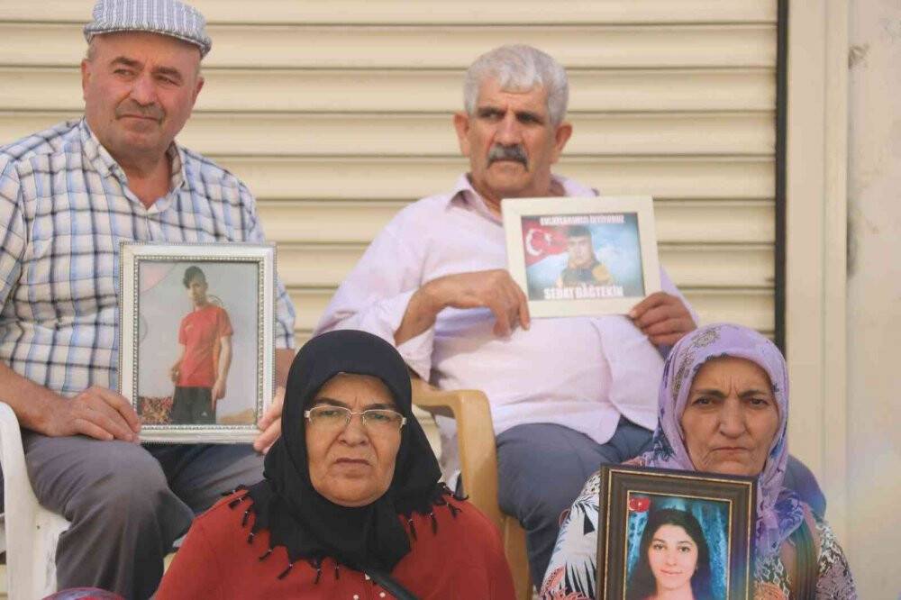 Evlat nöbetindeki anne oğluna çağrıda bulundu