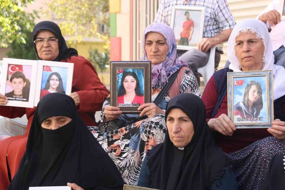 Evlat nöbetindeki anne oğluna çağrıda bulundu