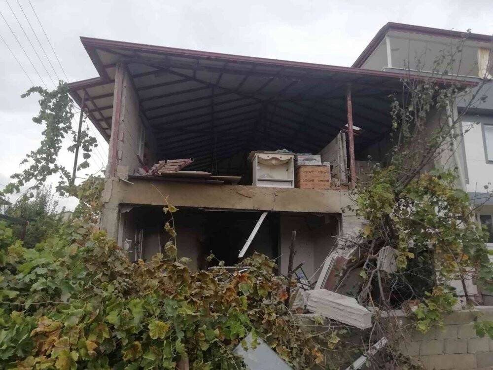 Doğalgaz patlamasında karı koca yaralandı