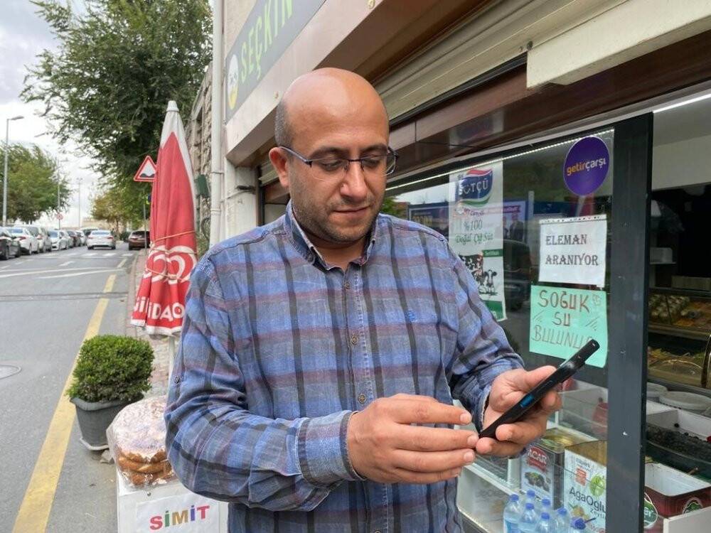 Fatih’te yavru köpeği önce sevdi, sonra çaldı