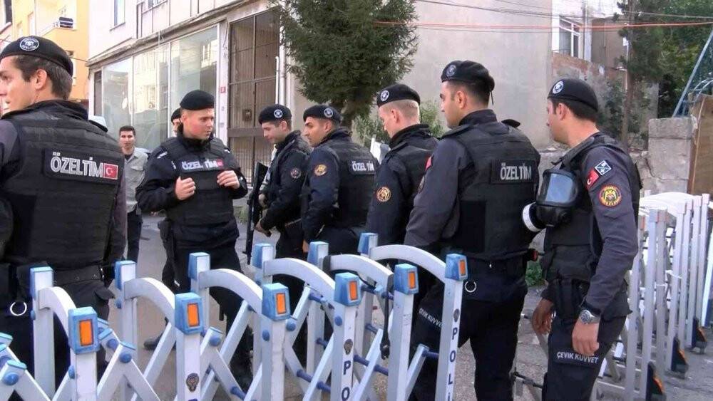 Kadıköy’deki patlamada terör şüphesi