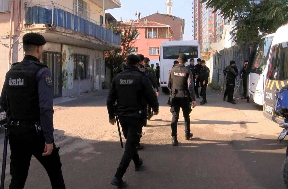 Kadıköy’deki patlamada terör şüphesi