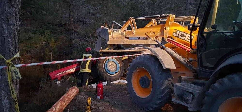 Traktör kazasının kurbanı minik Oğuz gözyaşlarıyla toprağa verildi