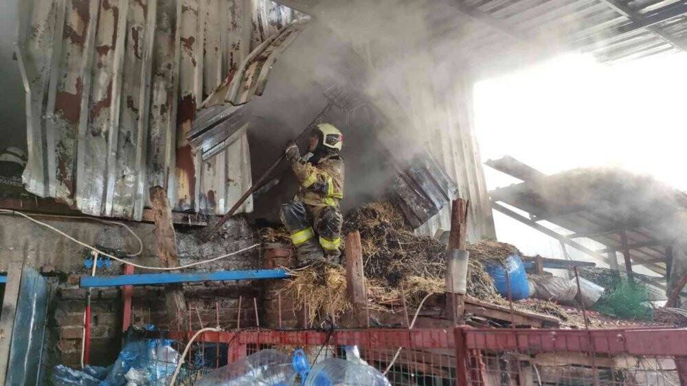Kaynak yaparken iş yerini yaktı