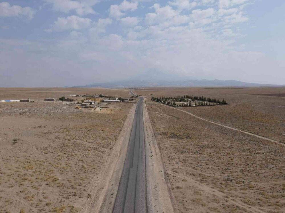 Konya Büyükşehir’den Emirgazi’ye yüksek standartlı mahalle yolları