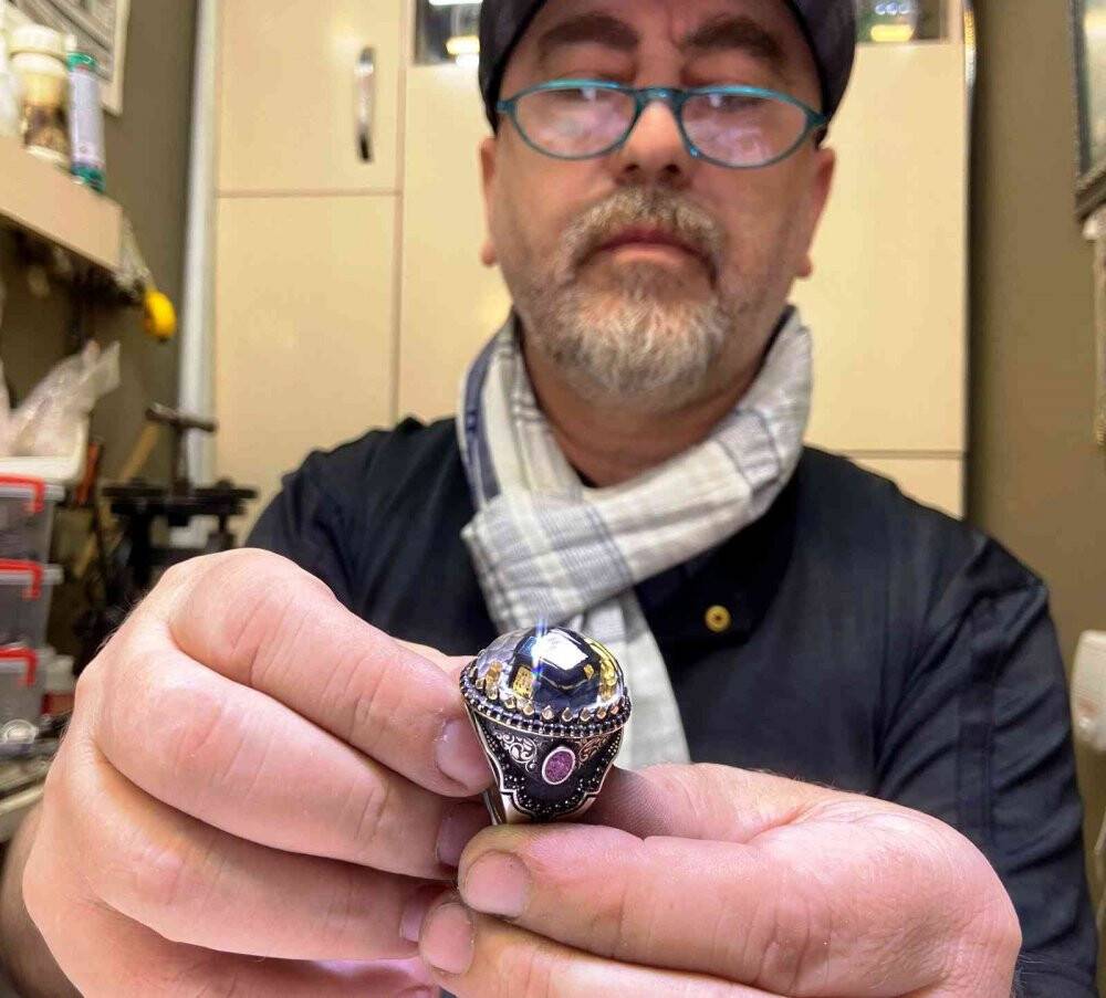 Tarihi mekanları yüzüklere sığdırıyor