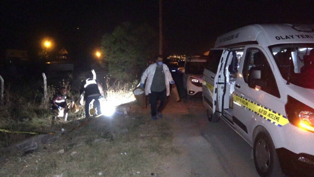 Fare zehri verdiği eşini boğarak öldüren koca adliyeye sevk edildi