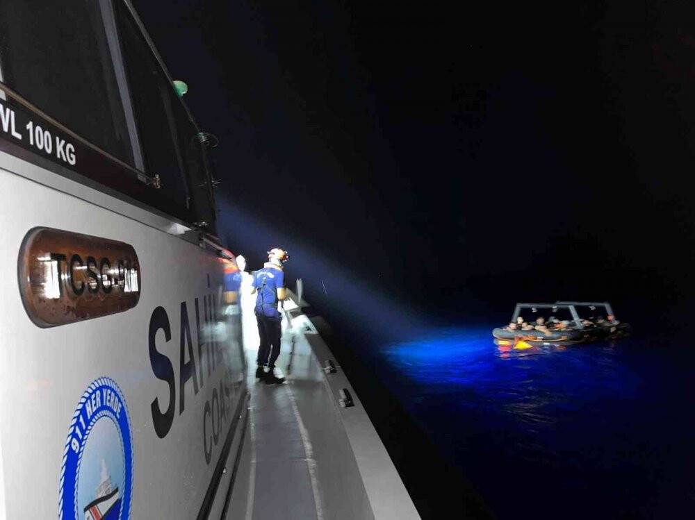 Marmaris ve Datça’da 125 göçmen kurtarıldı