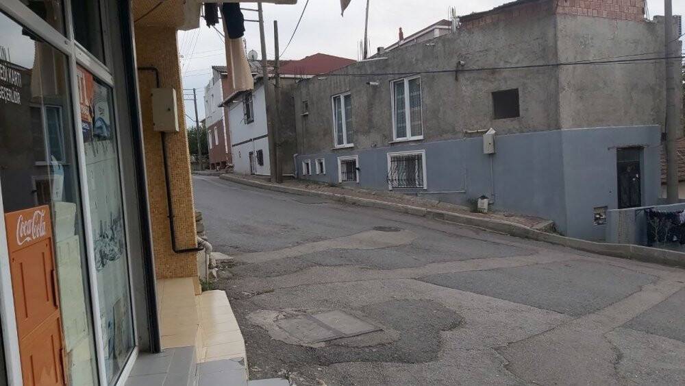 ‘Neden çalışmıyorsun’ diyen kızını döverek hastanelik etti