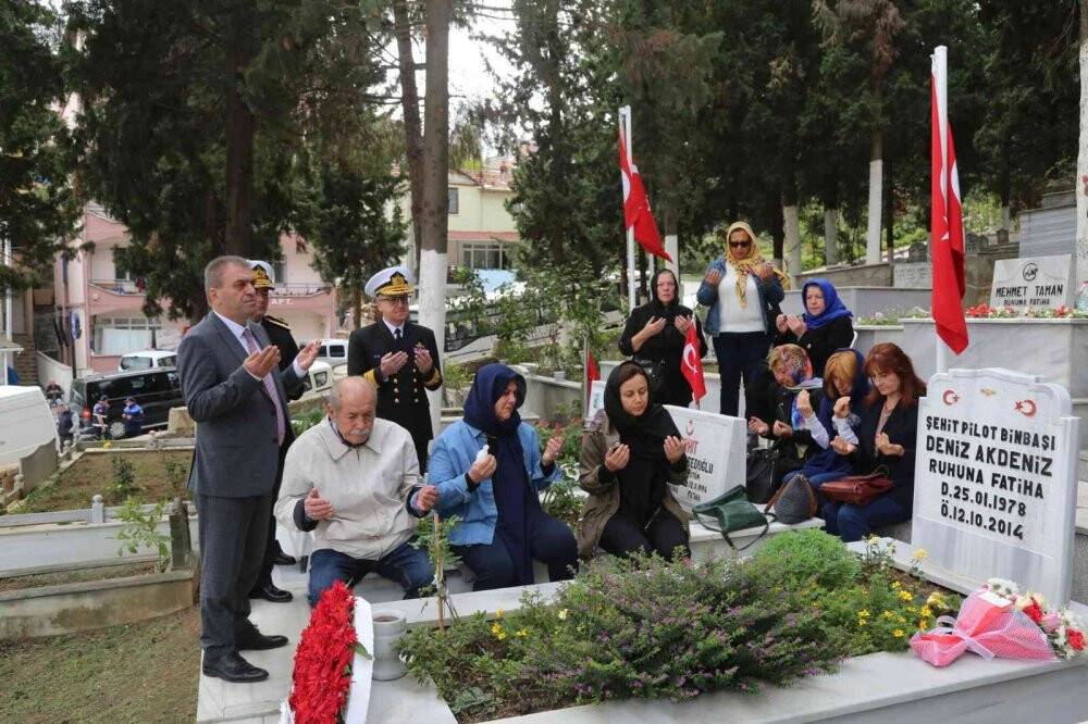 Şehit Deniz Akdeniz mezarı başında anıldı
