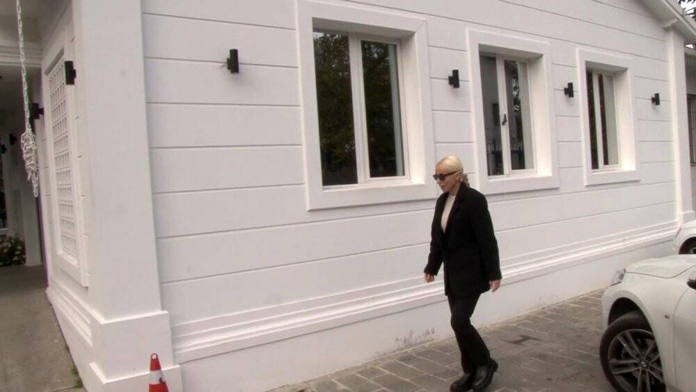 Ev hapsi kaldırılan Gülşen, karakola gelerek imza attı