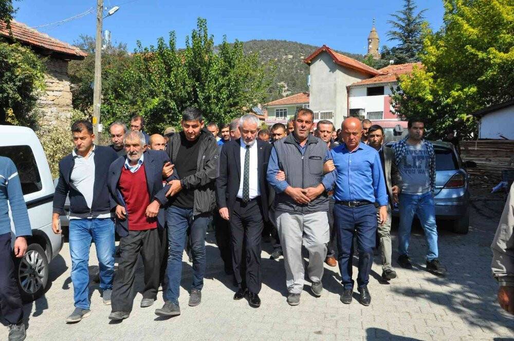 Kazada hayatını kaybeden genç kurye toprağa verildi