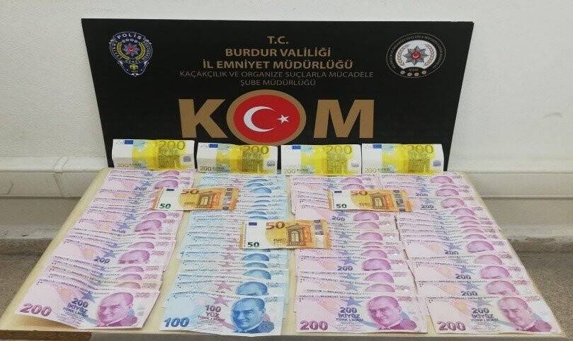 Sahte para zanlıları yakalandı