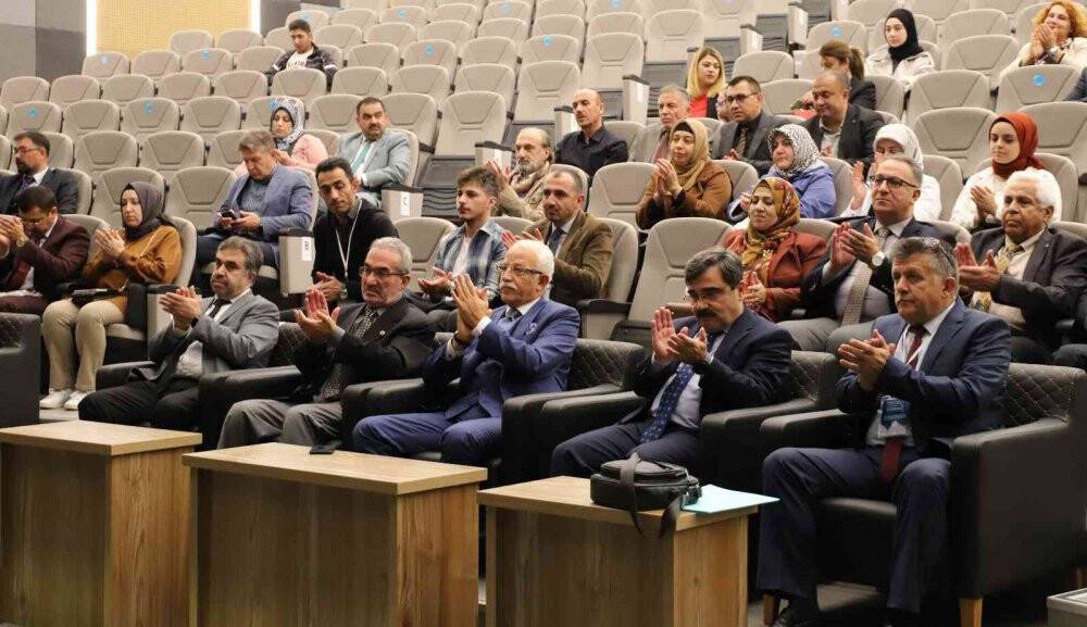 Konya’da “II. Uluslararası Selçuklu Tarihi Coğrafyası - İran Sempozyumu” başladı