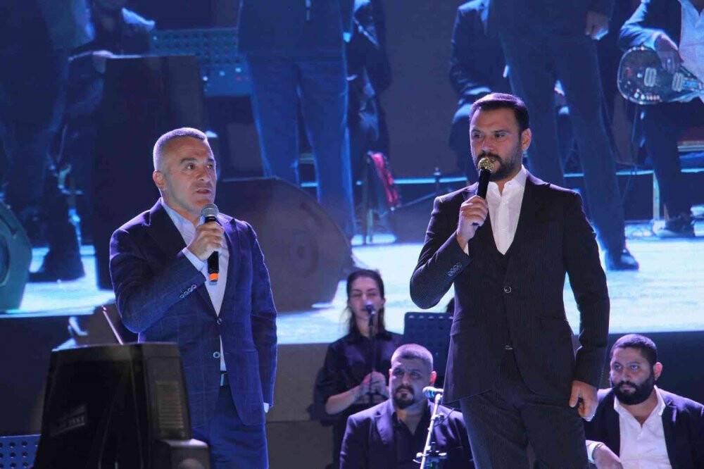 Şırnak’ta 20 bin kişiyle konser coşkusu