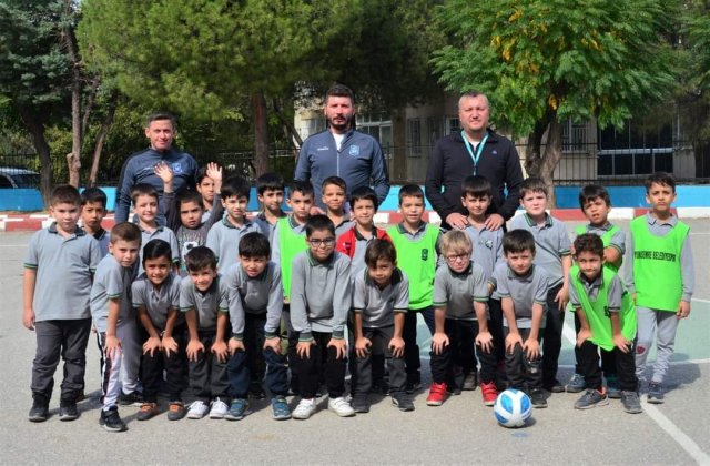 Yunusemre’de yeni dönem futbolcu taramaları başladı