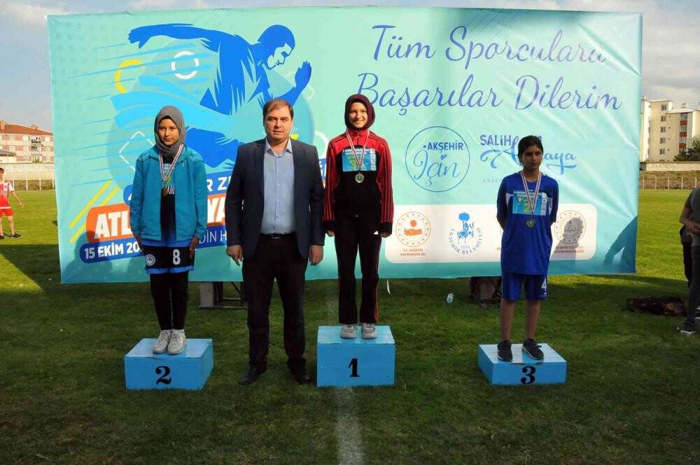 Akşehir’de 4. Zekai Baloğlu Atletizm Yarışmasına yoğun ilgi