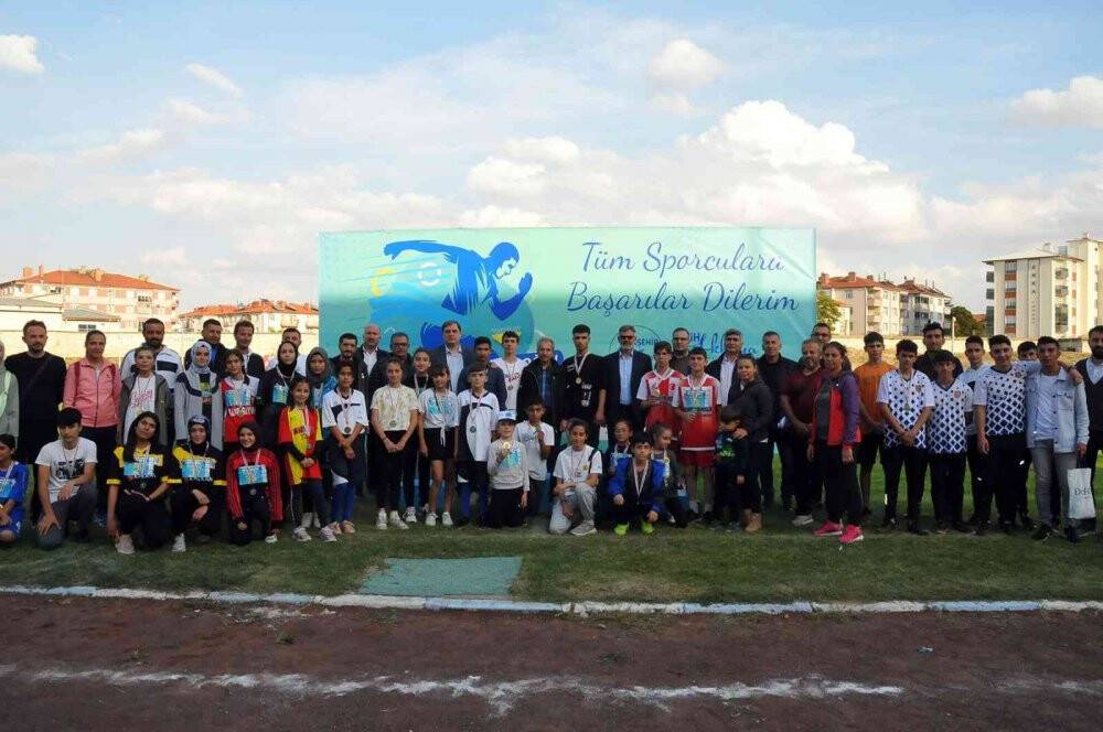 Akşehir’de 4. Zekai Baloğlu Atletizm Yarışmasına yoğun ilgi