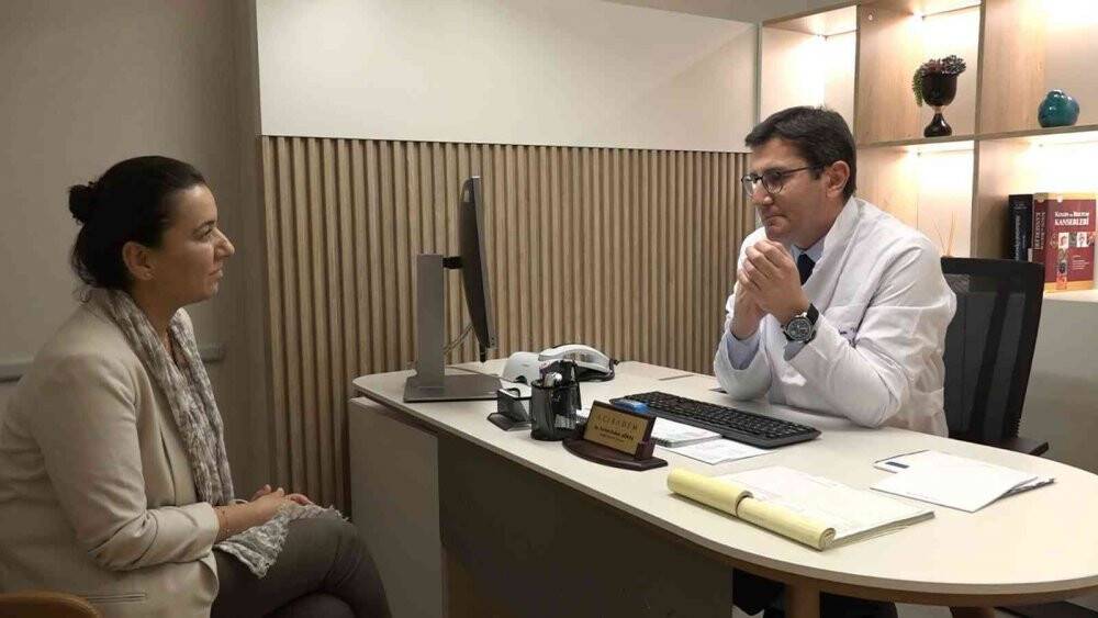 Meme kanseri genç kadınlarda da görülüyor