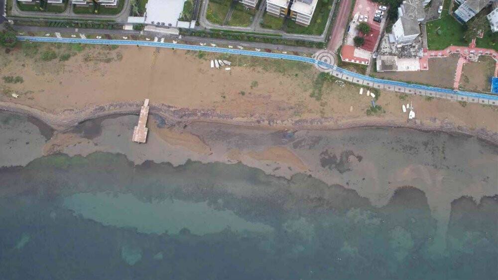 Yalova’da deniz suyu 10 metre çekildi
