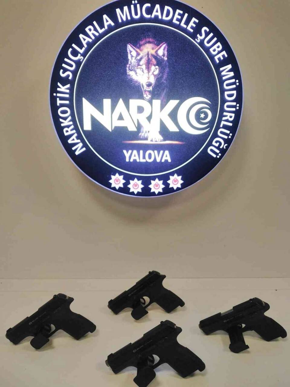 Yalova’daki silah kaçakçılığı operasyonunda 22 gözaltı