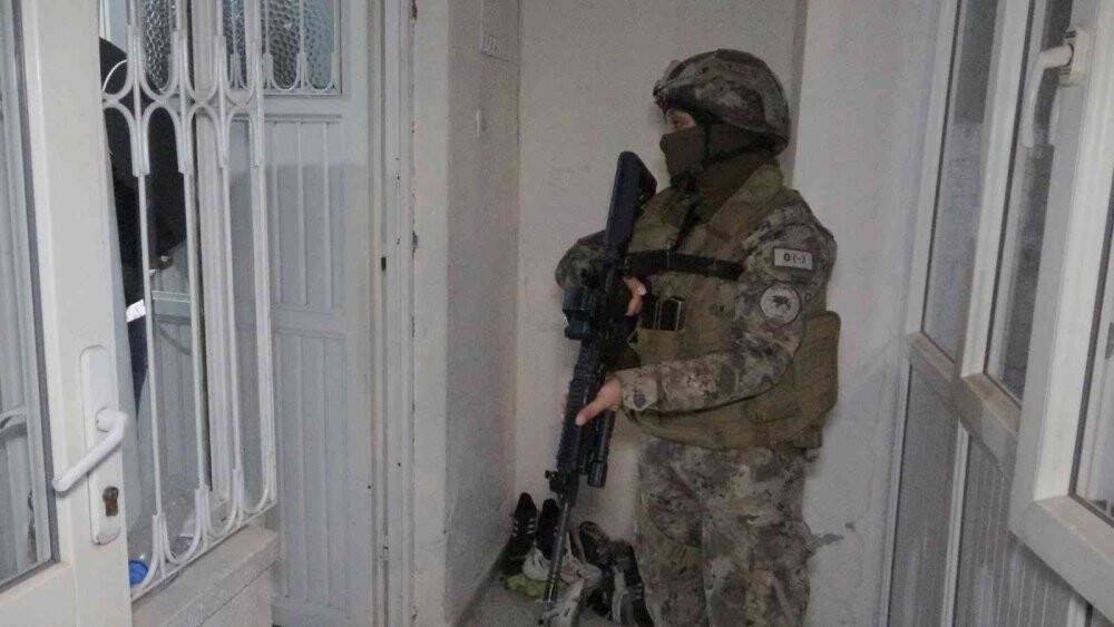 Zehir tacirlerine şafak operasyonu: 7 gözaltı