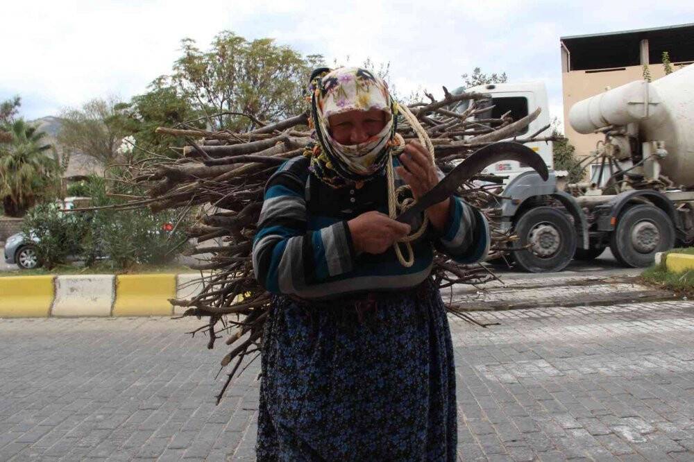 72 yaşındaki Hikmet Nine’nin anlamlı davranışı