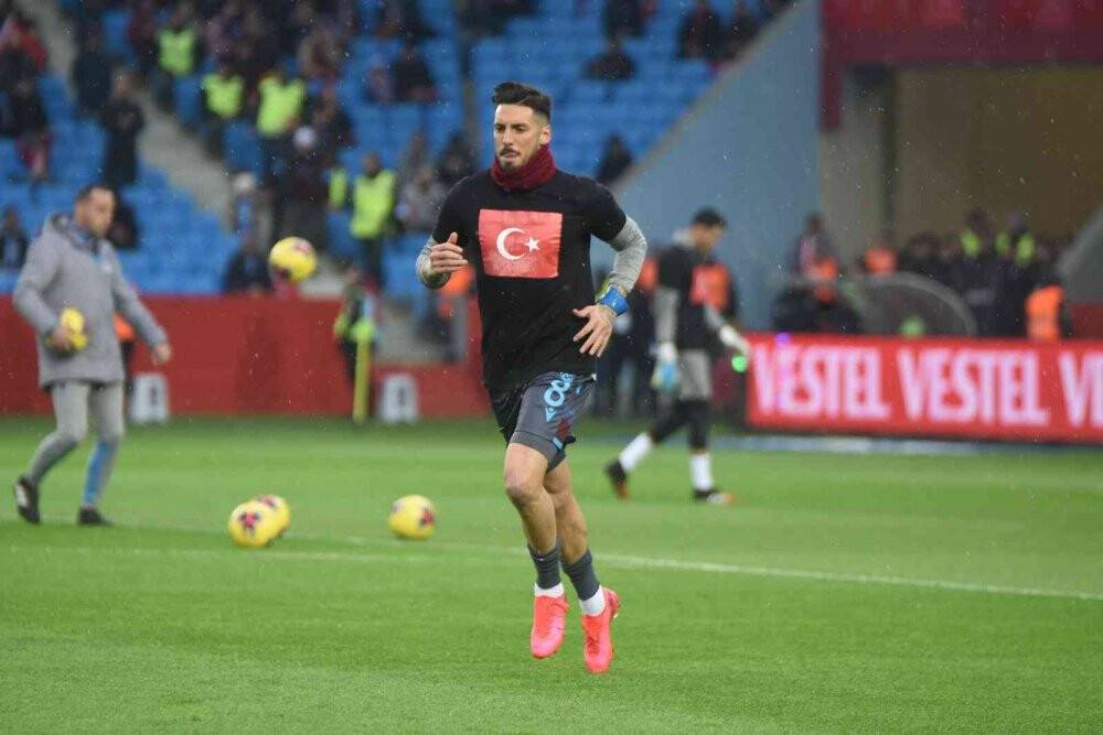 Trabzonspor’dan ayrılanlar kayıplara karışıyor