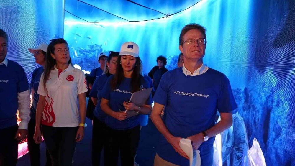 Meyer-Landrut, Çanakkale’de Dijital Okyanus Tüneli etkinliğine katıldı