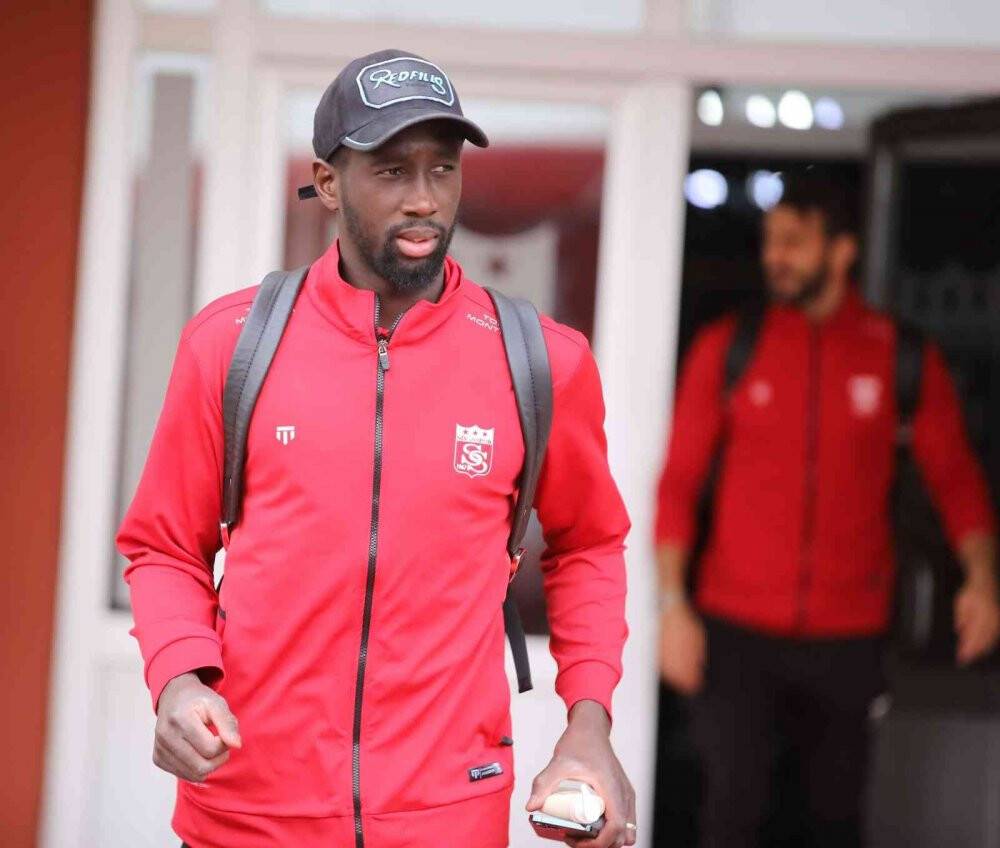 Sivasspor kafilesi Trabzon’a gitti