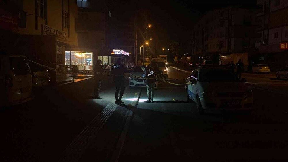 Arkadaşının kaza yaptığı yere gitti, husumetlileri tarafından kurşunlandı