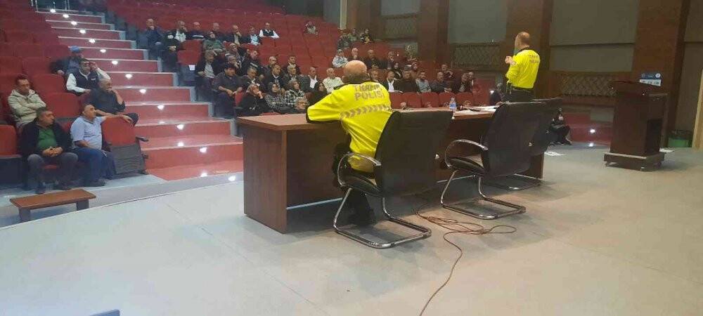 Konya Emniyeti okullarda trafik bilinci kazandırıyor