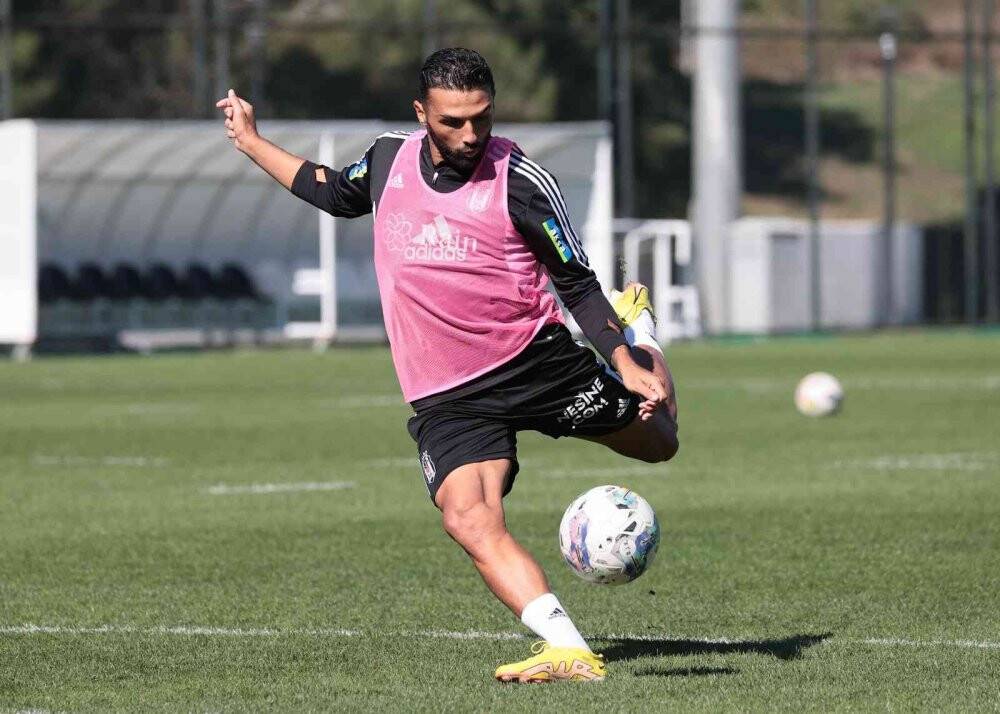 Beşiktaş taktik ve kondisyon çalıştı