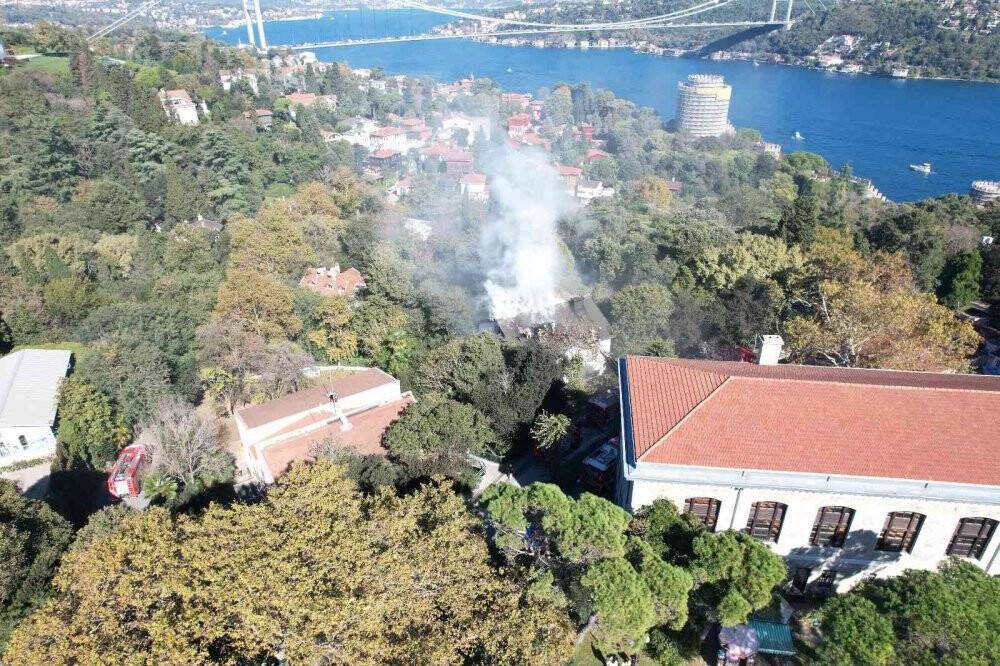 Boğaziçi Üniversitesi’nde yangın: Söndürme çalışmaları dron ile görüntülendi