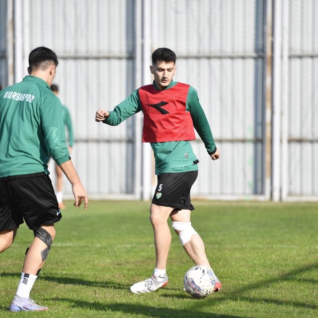 Bursaspor’da İnegölspor maçı hazırlıkları devam ediyor