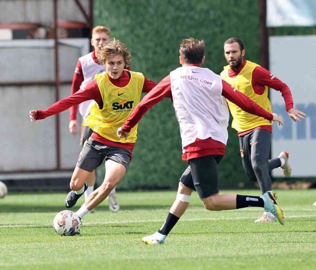 Galatasaray’da Alanyaspor mesaisi başladı