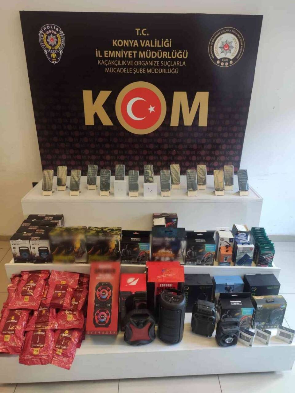 Konya’da 2 ayrı iş yerine kaçakçılık operasyonu