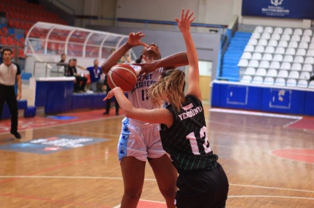 TKBL: İzmit Belediyespor: 81 - Urla Belediyesi: 71