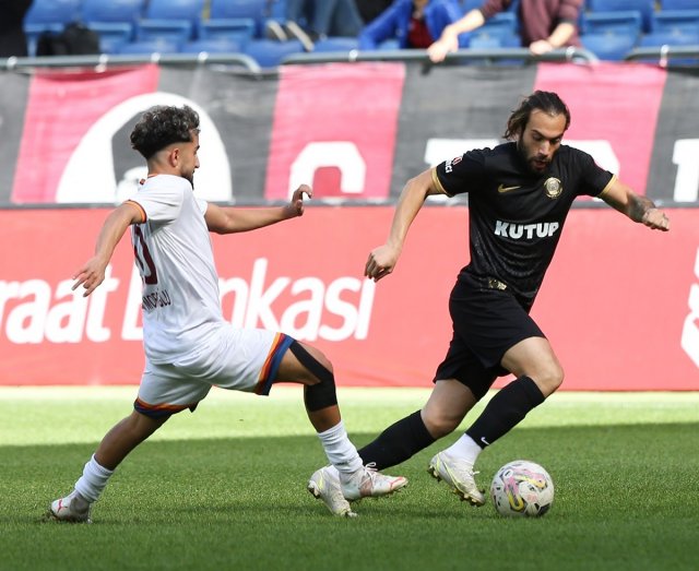 Ziraat Türkiye Kupası: Gençlerbirliği: 3 - Niğde Anadolu Futbol Kulübü: 1