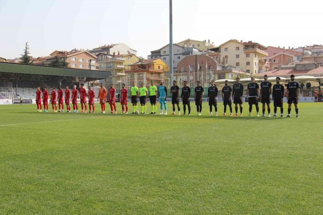 Ziraat Türkiye Kupası: Ankara Keçiörengücü: 4 - Diyarbekirspor: 1