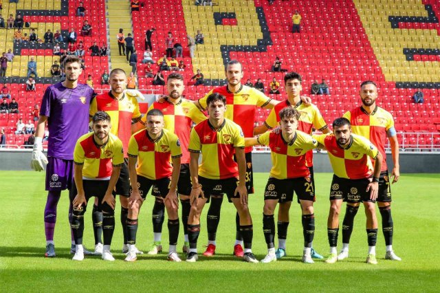 Ziraat Türkiye Kupası: Göztepe: 2 - Karaköprü Belediyespor: 0