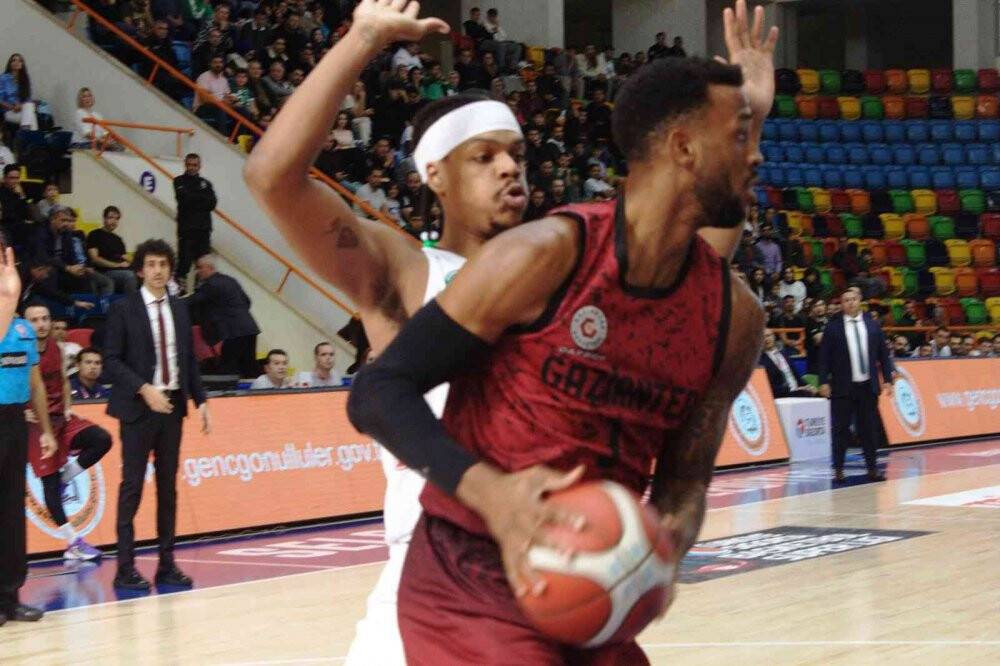 Basketbol Süper Ligi: Konyaspor: 78 - Gaziantep Basketbol: 76