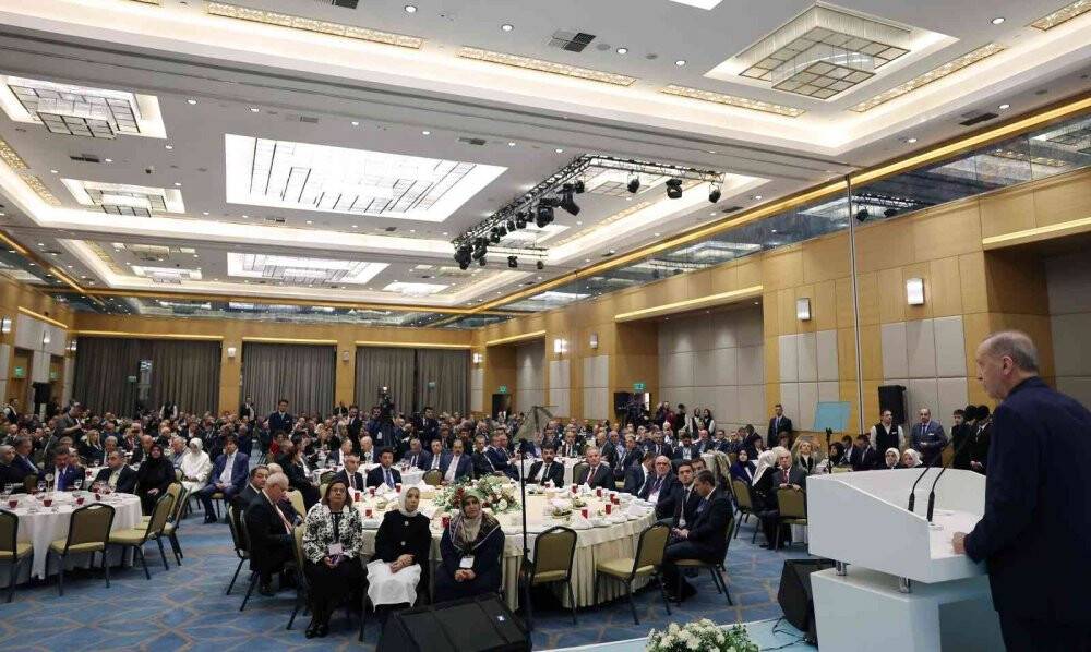 Cumhurbaşkanı Erdoğan: Faiz lobileri çökmeye başladı