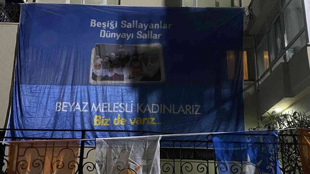 Cumhurbaşkanı Erdoğan, Silvan’da ‘Beyaz Melesli Kadınlarla’ bir araya geldi