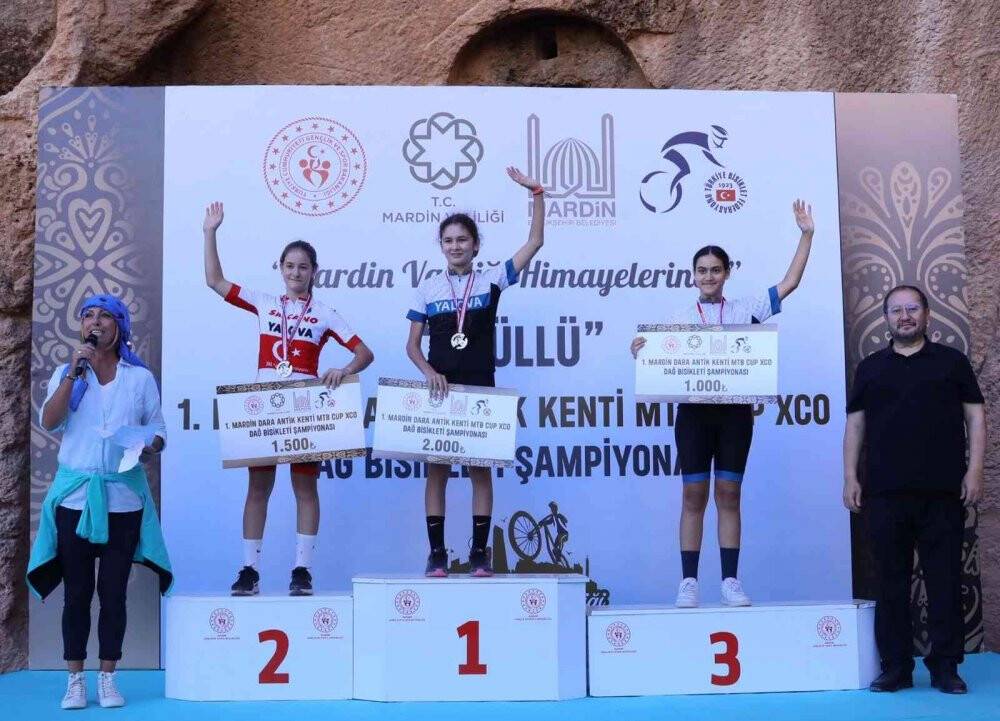 Mardin’de bisikletçiler, Dara Antik Kenti’nde pedal çevirdi