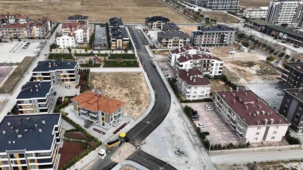 Selçuklu Belediyesi asfalt çalışmalarına devam ediyor