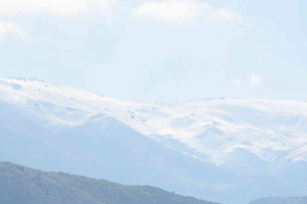 Tatvan’ın yüksek kesimleri beyaza büründü