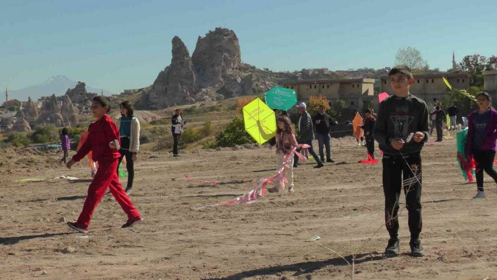 Uçurtma şenliğinde küçük büyük herkes eğlendi