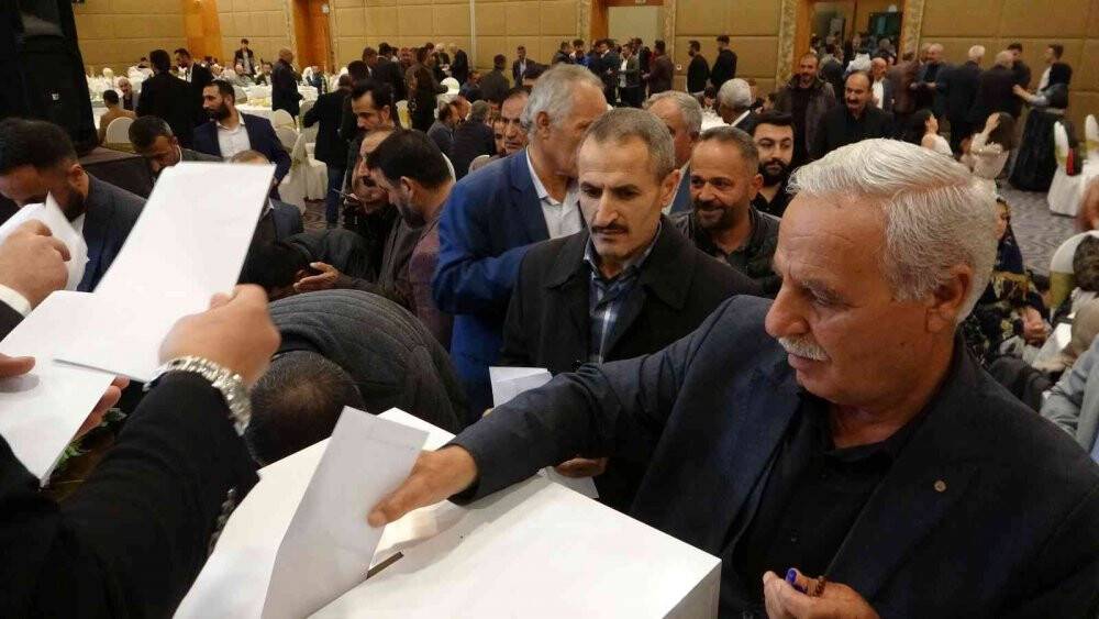 Gelin ve damada 3 milyon 650 bin TL’lik takı takıldı