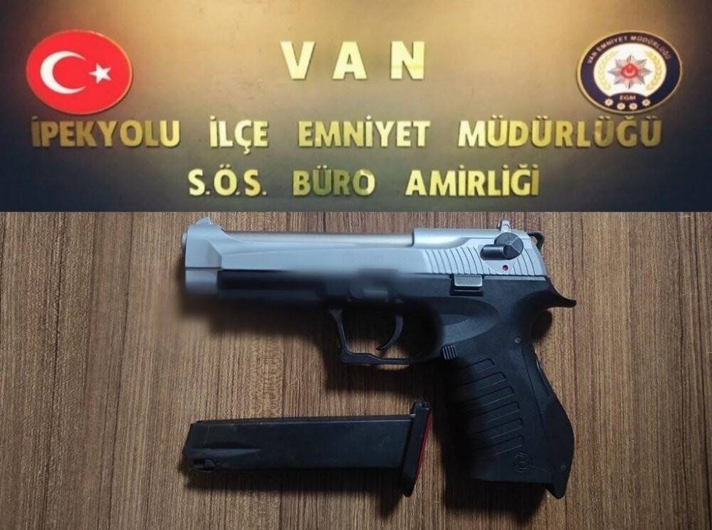 Van’da aranması olan 19 kişi tutuklandı